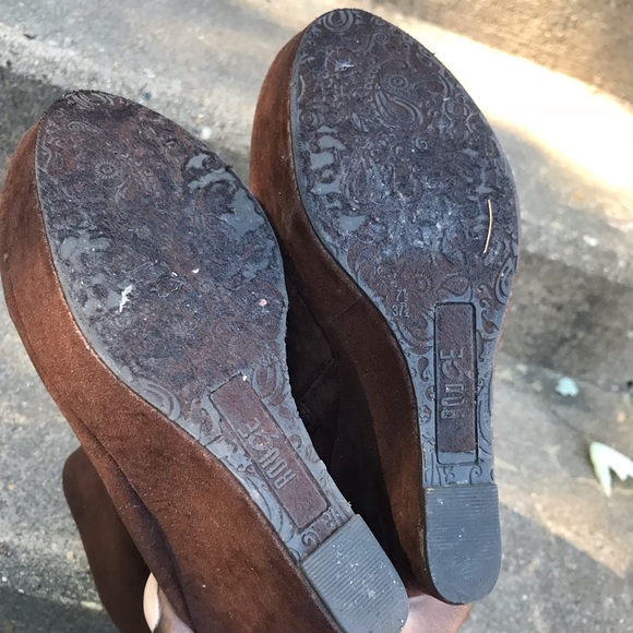 ROUGE Brown Wedge Booties - Picture 4 of 6